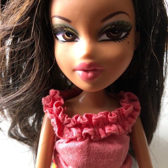 Bratz Doll Yasmin 2001 pink boots brown hair Bratz in the Wild - Picture 6 of 9